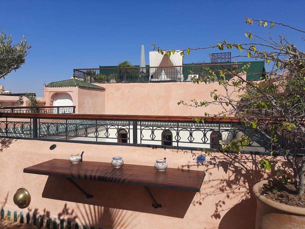 Riad Aventurine Marrakesh Bagian luar foto